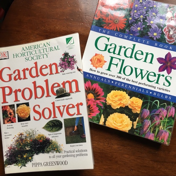 Book - Gardening Books - Flower Books - Lot of 2